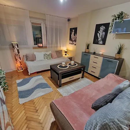Apartment Chmielna Str Warsaw